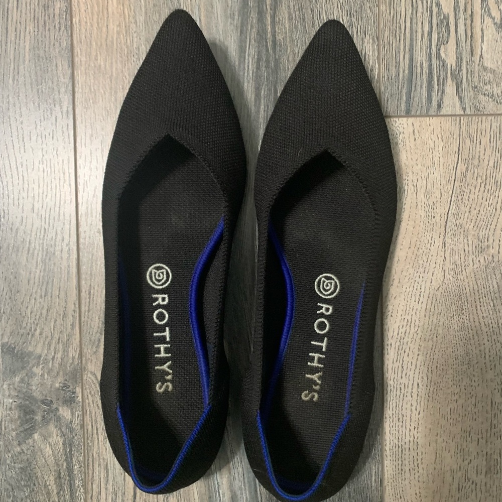 Rothy’s Point . Black size 10